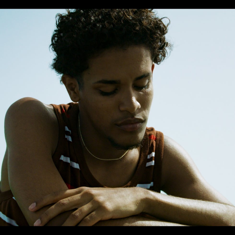 Sion Ortiz, en el papel de "Bebo" en el filme puertorriqueño "Esta Isla".