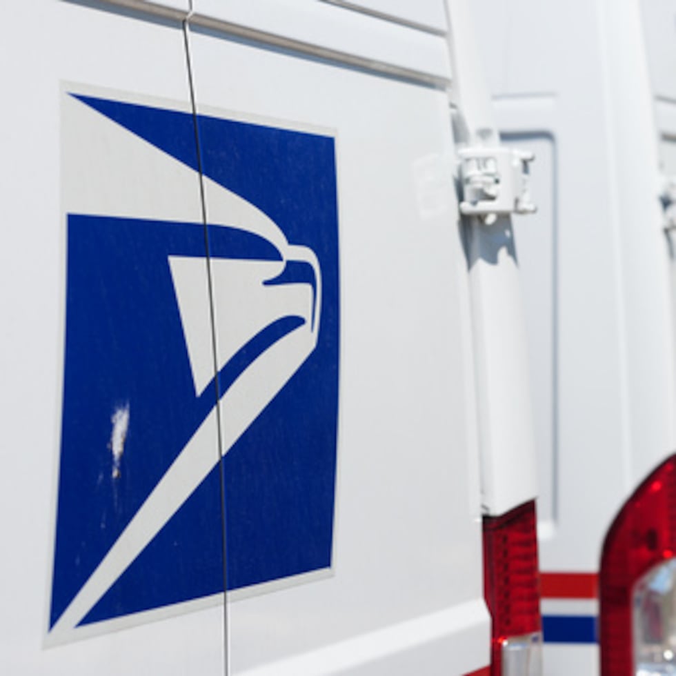 Las papeletas de voto por correo ya se están enviando en al menos tres estados —Alabama, Carolina del Norte y Wisconsin— y más estados se están preparando para distribuirlas esta semana.
