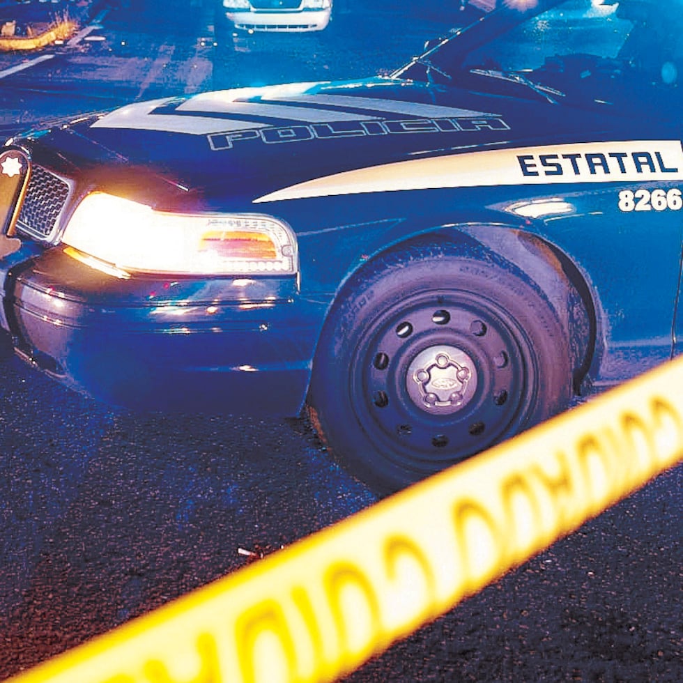 Agentes de la División de Patrullas de Carreteras de San Juan y el fiscal de turno está a cargo de la investigación del accidente en Barrio Obrero.