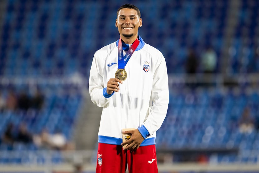 José Figueroa conquistó el oro en 200 metros.