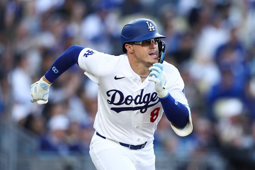 Hernández se perdió los primeros 53 juegos de la campaña y en su regreso bateó de 2-2.