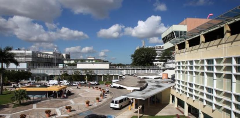 Según explicó el director de ASEM, Jorge Matta, ayer las facilidades del Centro Médico fueron evaluadas por ingenieros estructurales. (archivo)