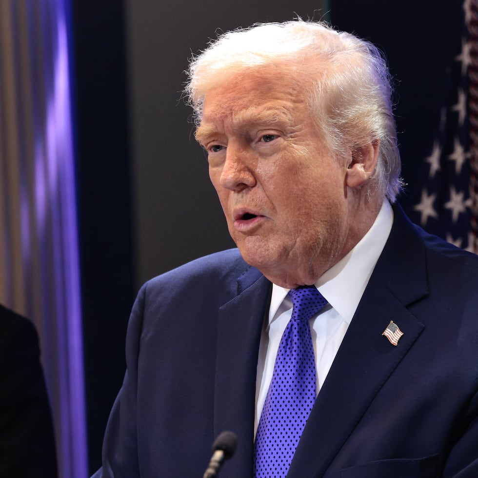 El presidente, visiblemente contrariado por la decisión judicial, aseguró que el Tribunal Supremo no anuló los aranceles.