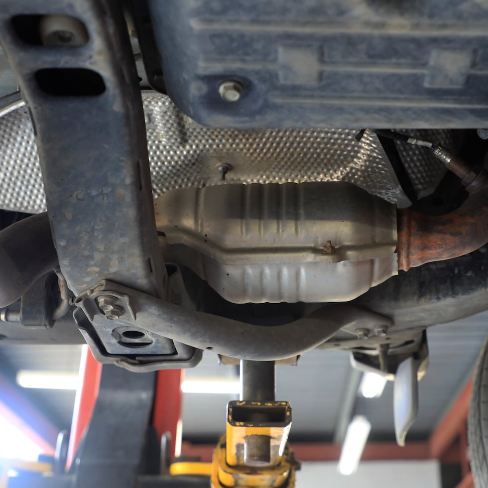 Los hechos tuvieron lugar en un estacionamiento residencial.