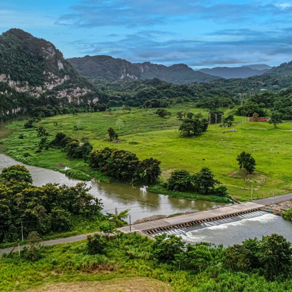 90% of the limestone area of Puerto Rico is in the north (Photo captured by Carlos Esteva and donated to Ciudadanos del Karso).