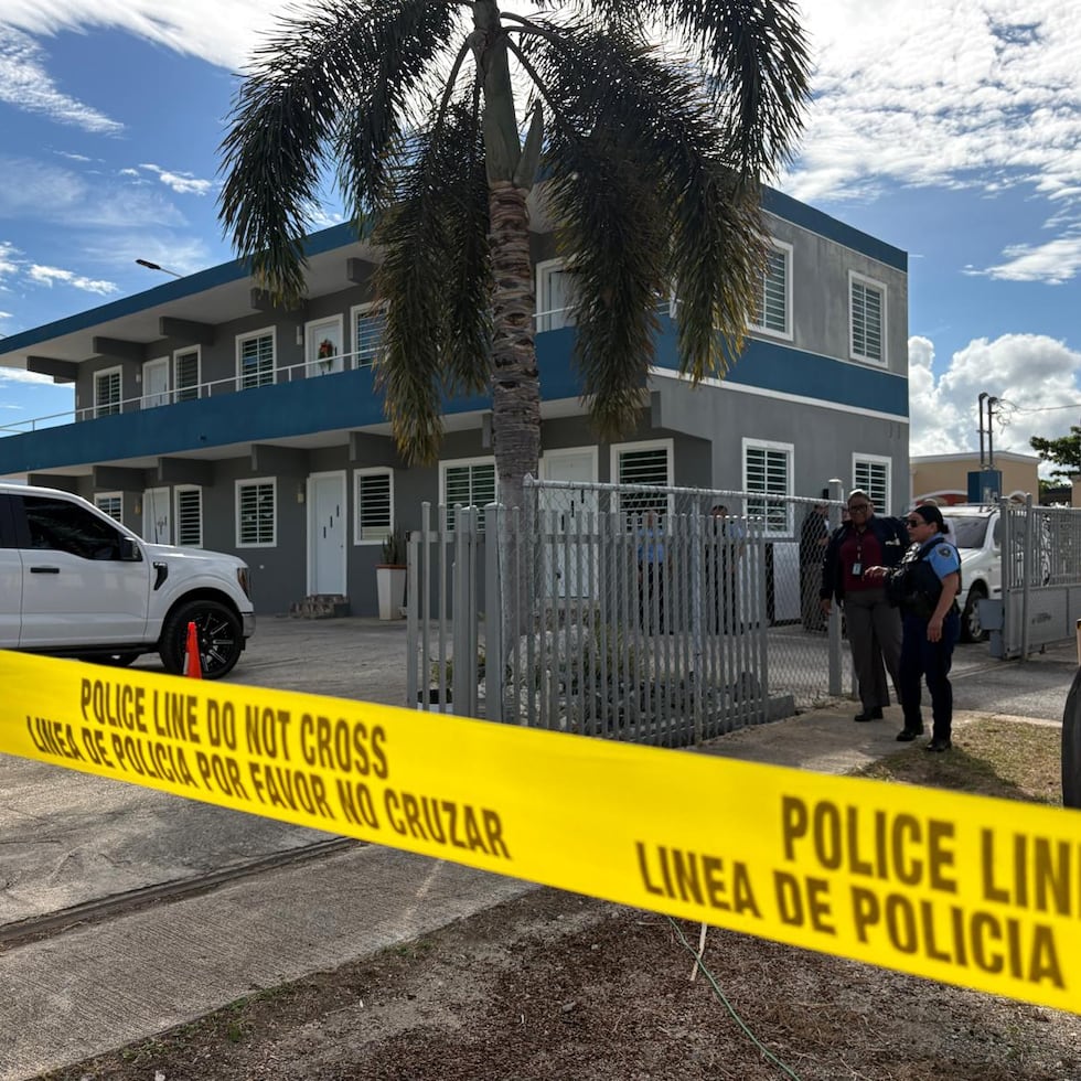 Escena en Santa Isabel, donde se encontró el cuerpo de un hombre que había publicado un vídeo en redes sociales alegando que había asesinado a dos personas.