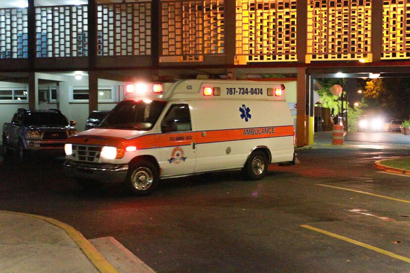 Durante la despedida del año se reportaron decenas de incidentes con pirotecnia pero ninguna muerte por bala perdida que lamentar. (Sebastián Pérez / Especial El Nuevo Día)