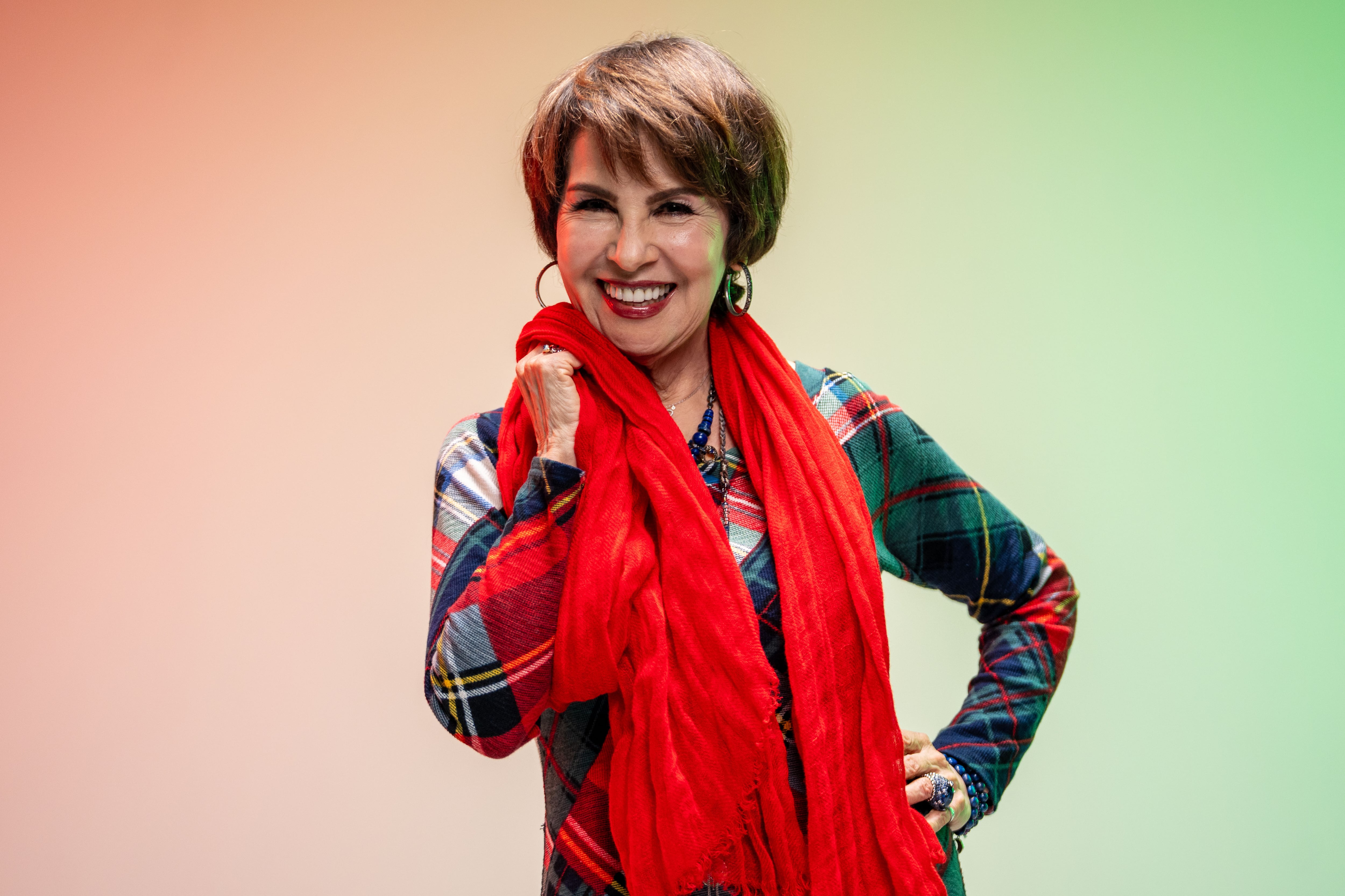 Nydia Caro le cantará a las dos Navidades que la definen - El Nuevo Día
