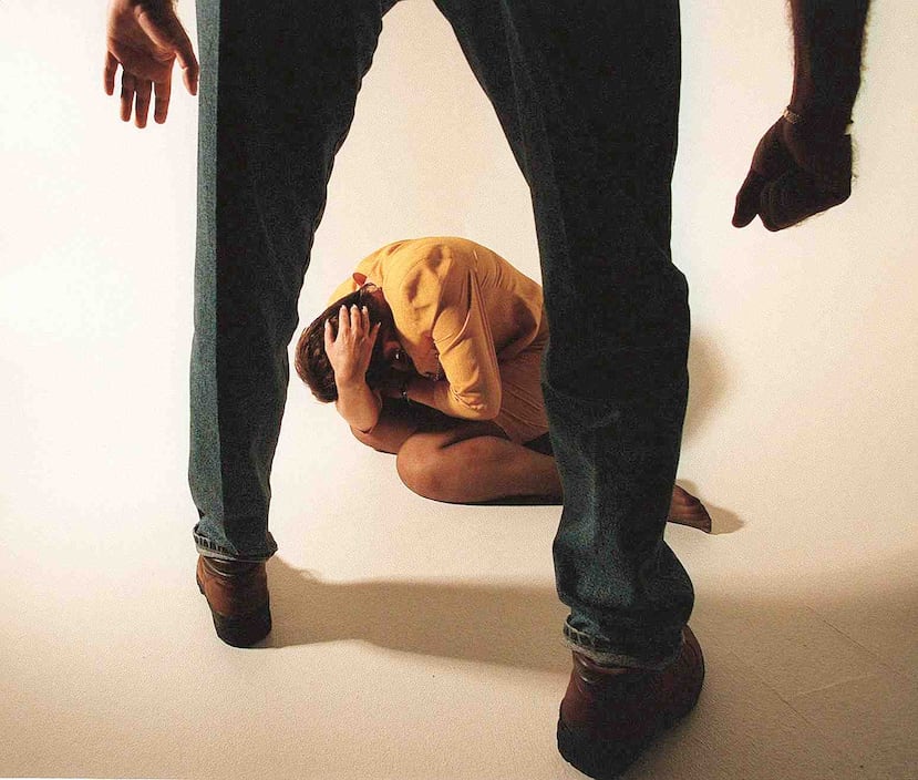 “La violencia doméstica puede estar disfrazada por ataques de pánico que imposibilitan la ejecución del trabajo”, mencionó la sicóloga Karen Vázquez. (Archivo / GFR Media)