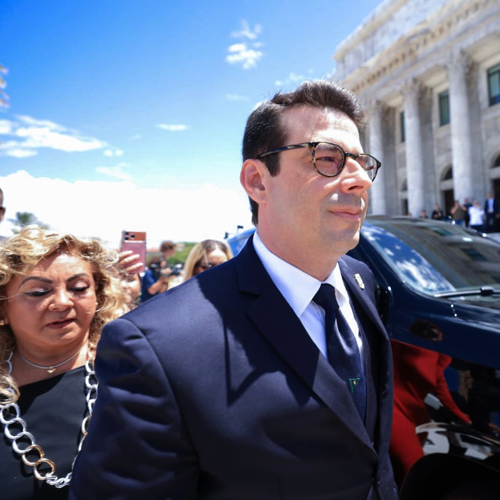 El secretario de la Gobernación, Francisco Domenech, compareció este martes a una Comisión Total por el Senado.