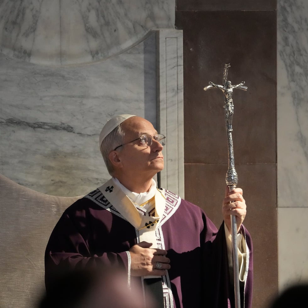 “Cada vez menos personas tienen acceso a los servicios disponibles”, lamentó el papa.