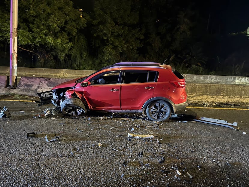 Este fue el vehículo en el que viajaba el sospechoso de 67 años que presuntamente se encontraba en estado de embriaguez y en contra del tránsito al momento del accidente.