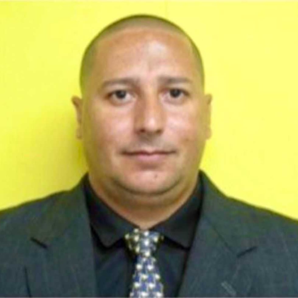 Agente Eddie Santiago Rentas.