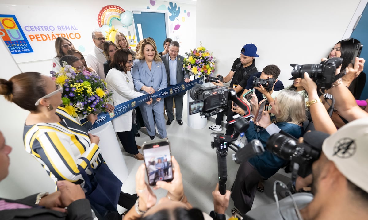 González inaugura instalaciones renovadas en el Pediátrico y Universitario del Centro Médico
