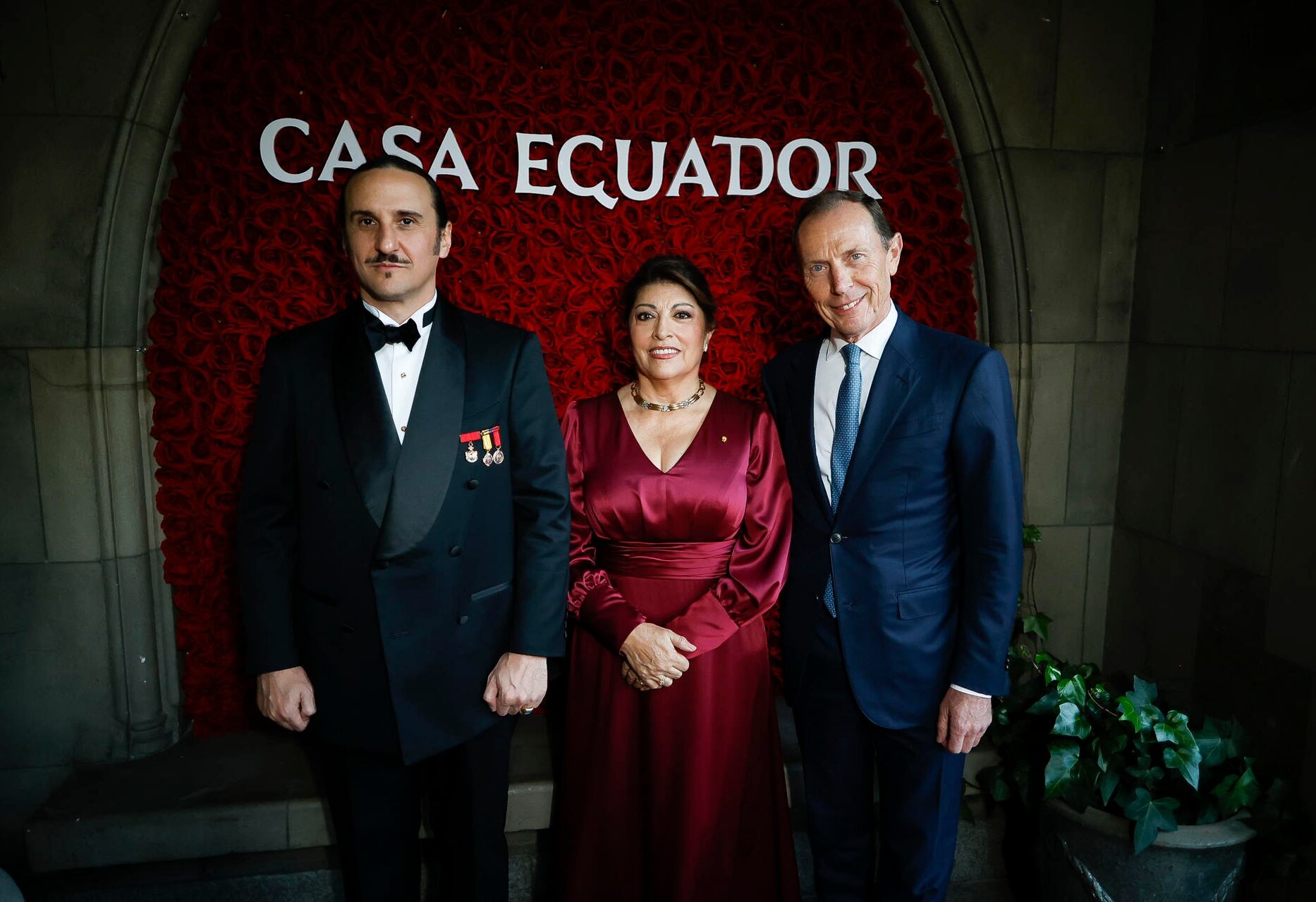 Imagen de la cobertura de: Emilio Butragueño figura entre los premiados por TEON por su vínculo con el mundo hispano