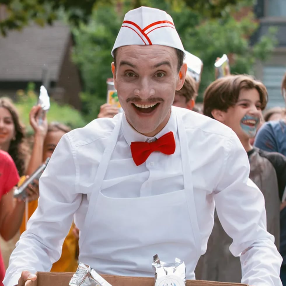 Ari Millen en una escena de la película "Ice Cream Man".