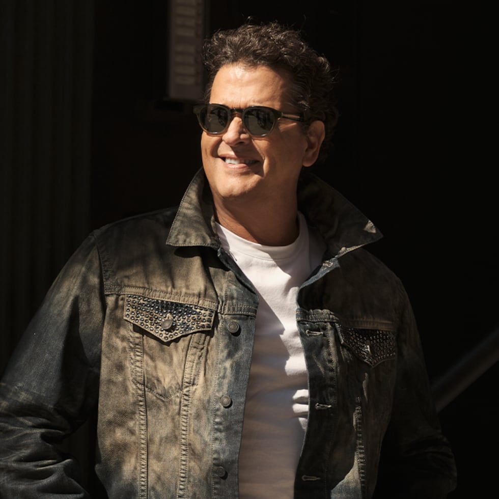 Carlos Vives recordó con mucho agradecimiento cuando la isla lo acogió como residente en el año 1987.
