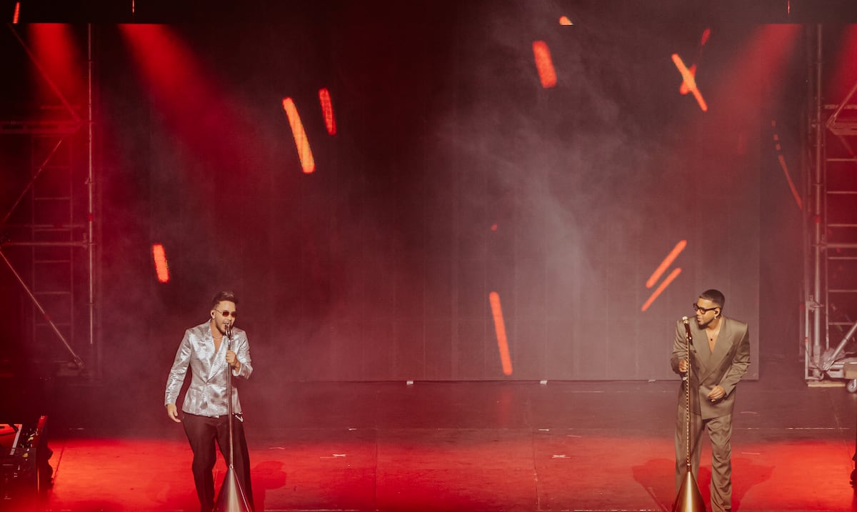 Explosiva química de Romeo Santos y Prince Royce en el inicio de su gira