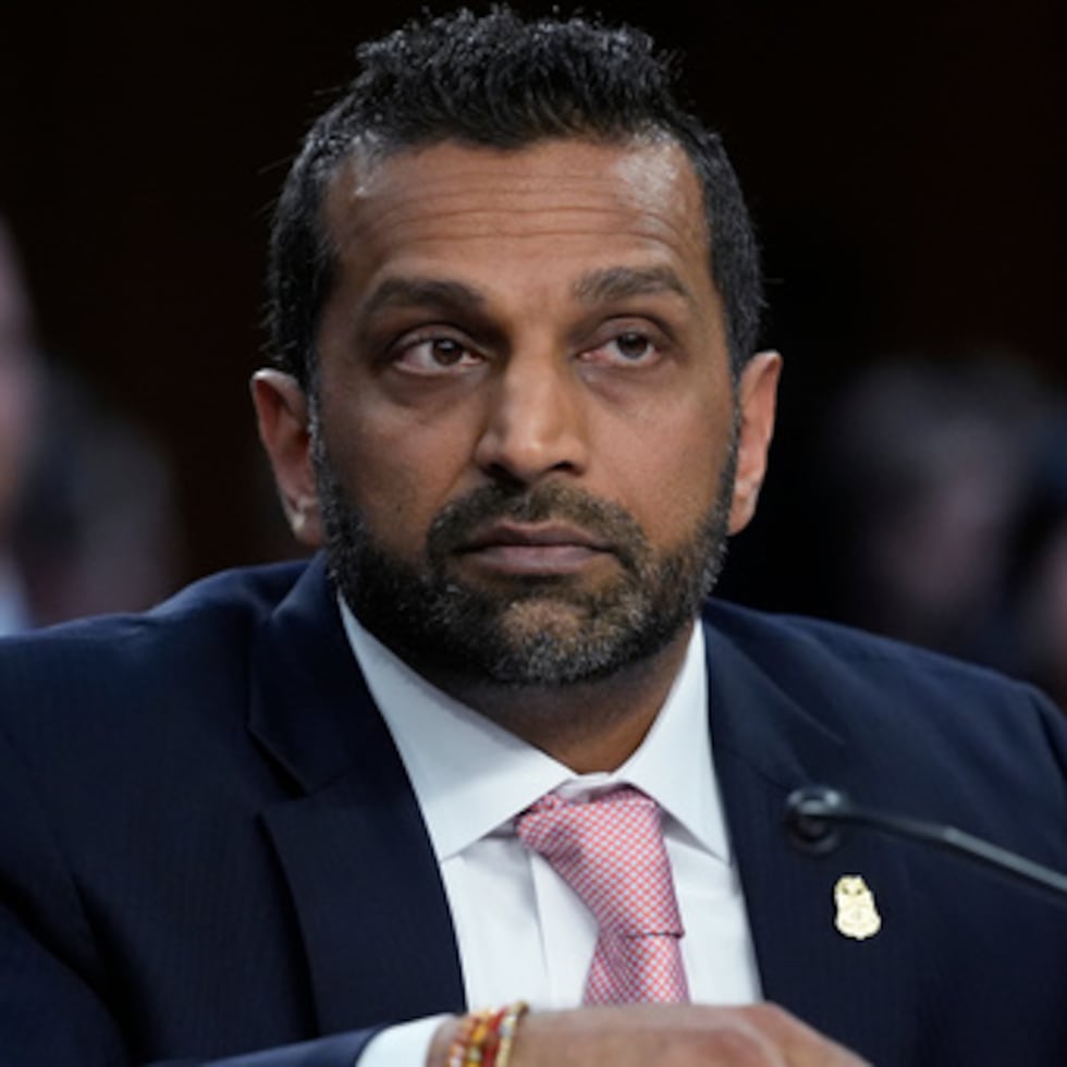 El director del FBI, Kash Patel, declara durante la audiencia de la Comisión Judicial del Senado sobre la supervisión de la Oficina Federal de Investigación, el martes 15 de septiembre de 2026 en Washington. (Foto AP/Manuel Balce Ceneta)