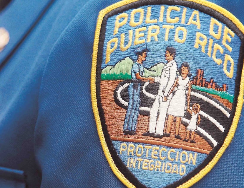 La organización comunitaria Toabajeños en Defensa del Ambiente realizó una manifestación frente al Cuartel General de la Policía. (Archivo GFR Media)