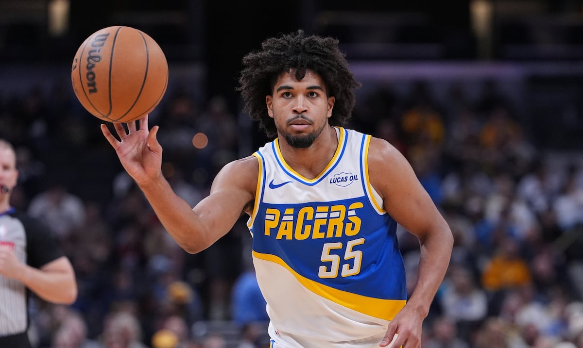 Ethan Thompson explota con 24 puntos y establece marca personal ante Chicago
