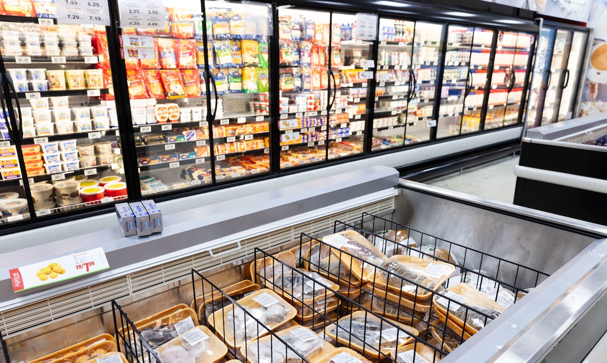 Consumidores puertorriqueños optan por marcas privadas para ahorrar ante la inflación
