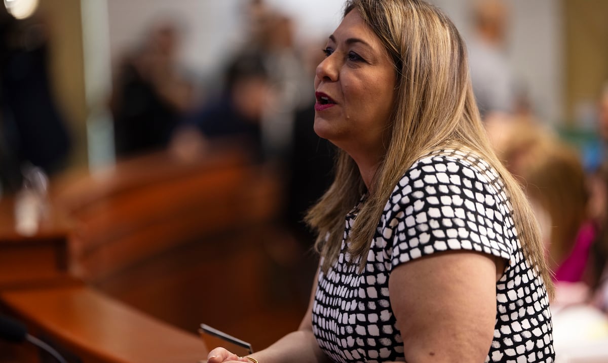 Familia atribuye alza de 30% en cierres de hogares de cuido de adultos mayores a más denuncias ciudadanas