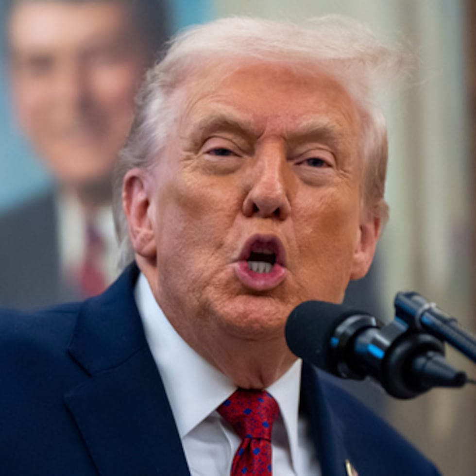 En 2026, Trump y su partido se enfrentan a un referéndum sobre su liderazgo mientras la nación se dirige a las elecciones de mitad de mandato que decidirán el control de la Cámara de Representantes y el Senado.