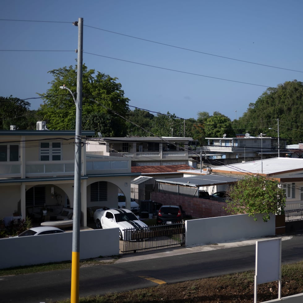 La comunidad Brisas del Rosario, en el barrio Río Abajo en Vega Baja, es el único sector residencial de Puerto Rico donde la EPA ha identificado niveles excesivos de plomo en el suelo.