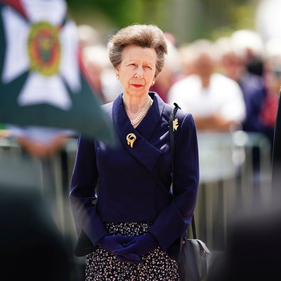 La foto divulgada hoy, tomada el mes pasado, ha estado a cargo del fotógrafo John Swannell.