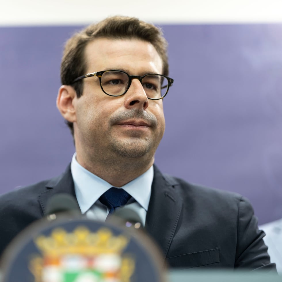 En una carta que acompañó los documentos, Francisco Domenech alegó que la “mayoría” de las preguntas que le fueron referidas tras la Comisión Total del Senado estuvieron basadas “en un aparente afán de crear confusión”.