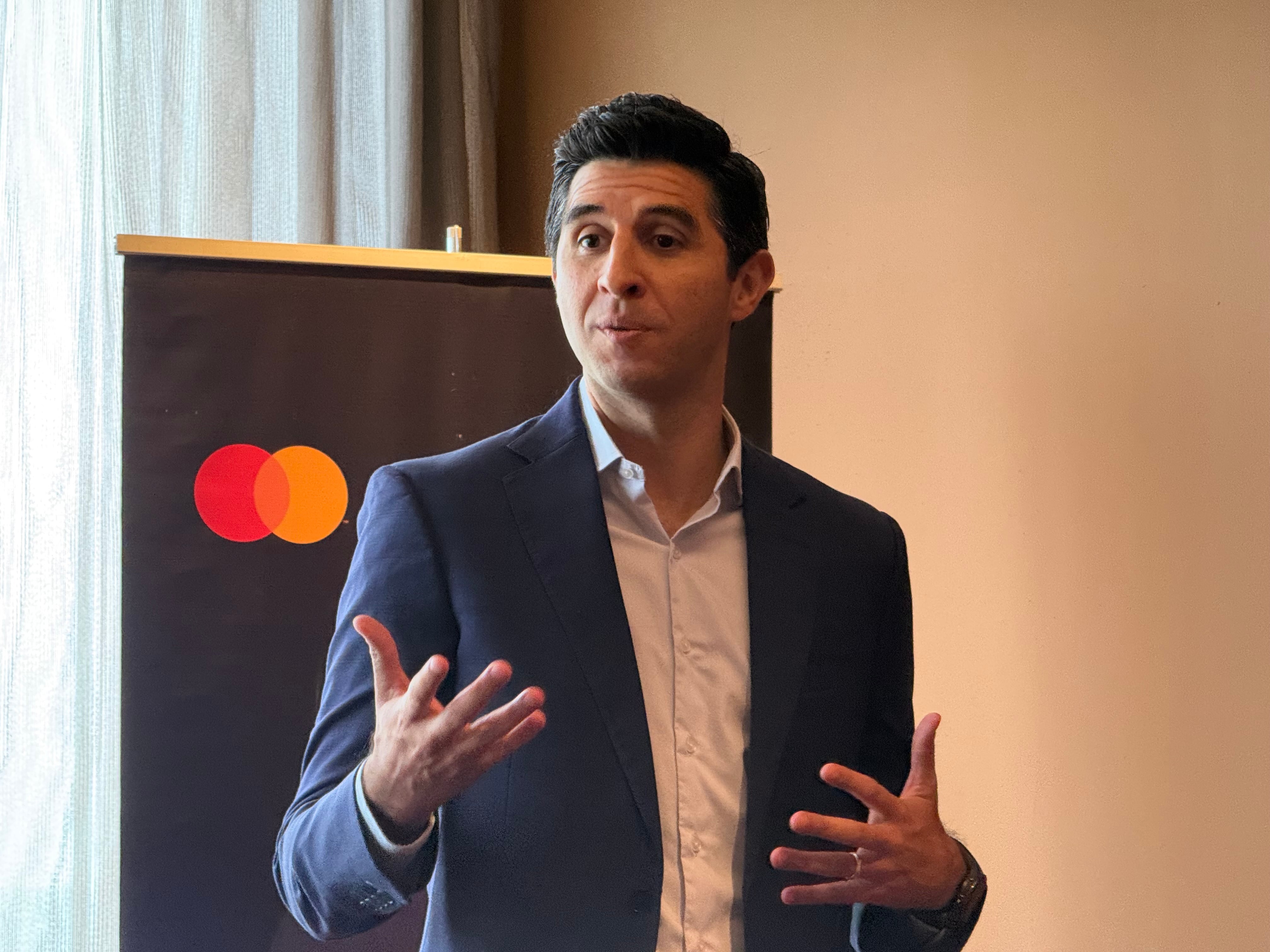 Imagen de la cobertura de: Persisten barreras en la adopción de pagos digitales en las pymes