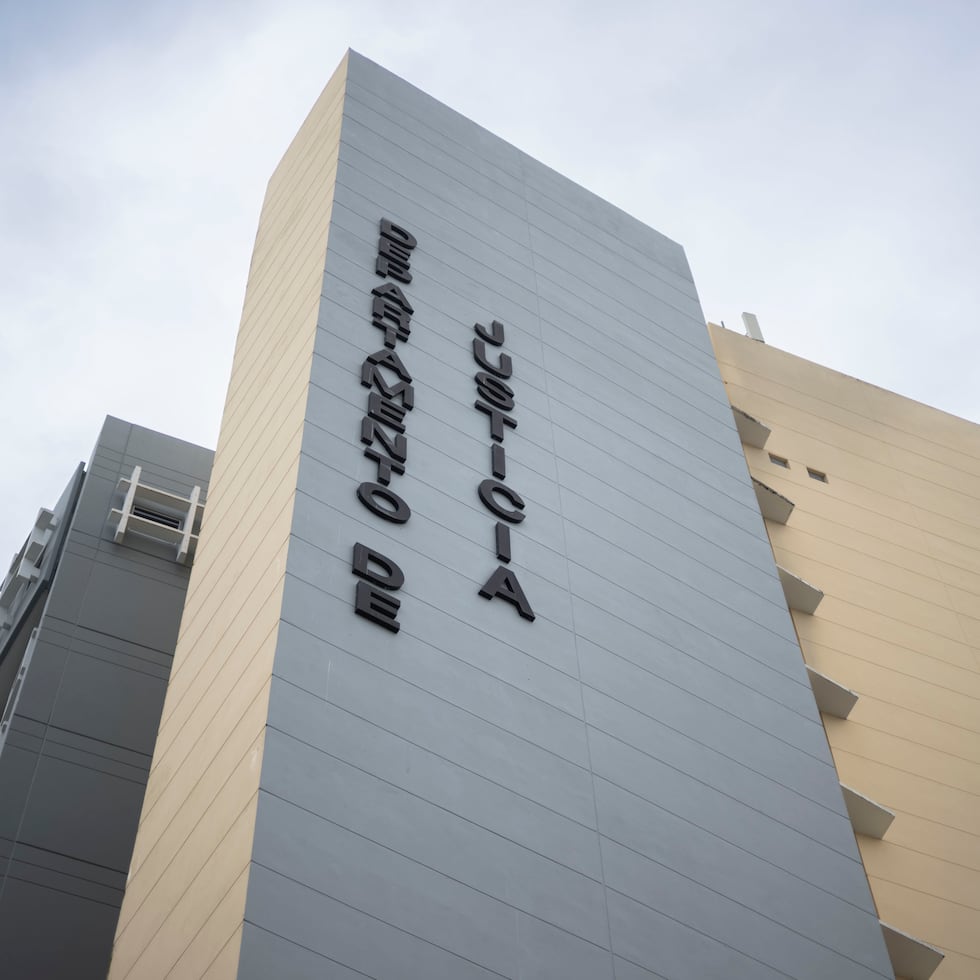 La secretaria del Departamento de Justicia, Lourdes Gómez Torres, ordenó, en la noche del 16 de abril, una investigación para determinar qué ocurrió.