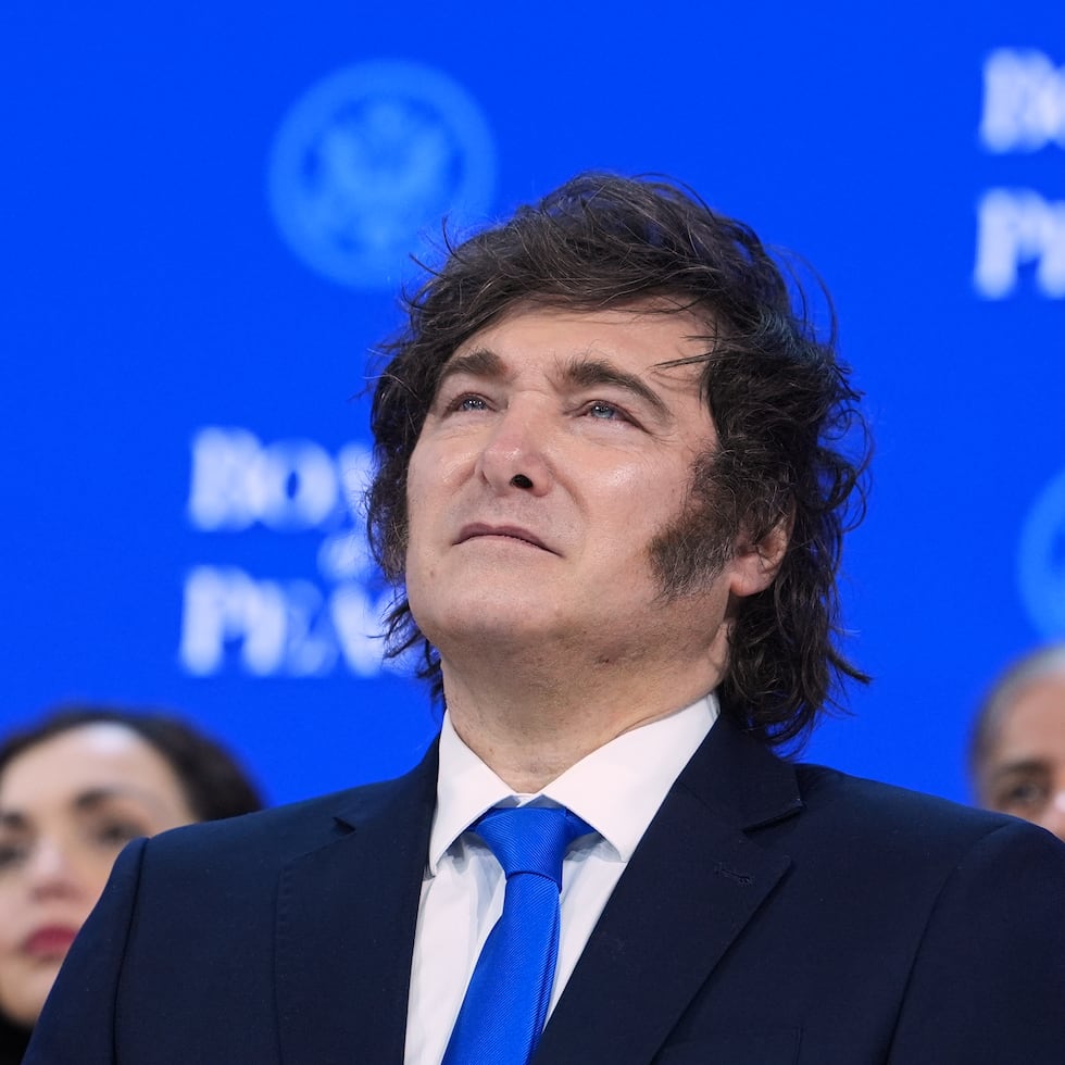 Trump apoyó el programa fiscal de Milei el año pasado al extender una línea de crédito de 20,000 millones de dólares que logró tranquilizar los mercados y mejorar las perspectivas de Milei en una crucial elección de mitad de periodo en octubre pasado.