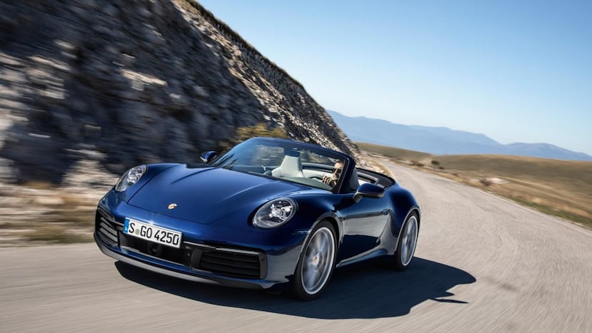 El Porsche 911 Cabriolet estará inicialmente disponible en versiones Carrera S con tracción trasera y 4S con tracción integral.