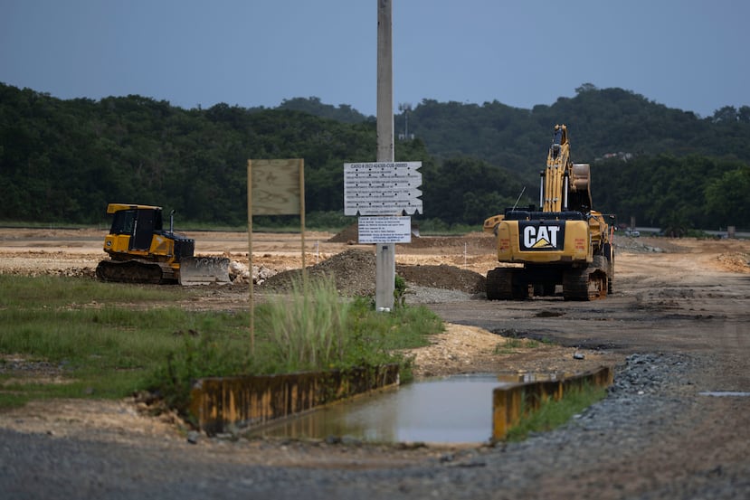 25 de junio de 2024. Dorado, PR. END/NEGOCIOS. Fachada del terreno donde será la sede del primer centro de distribución y logística que establecerá Amazon en Puerto Rico, en Maguayo, Dorado. FOTO POR: Carlos Rivera Giusti/GFR Media
