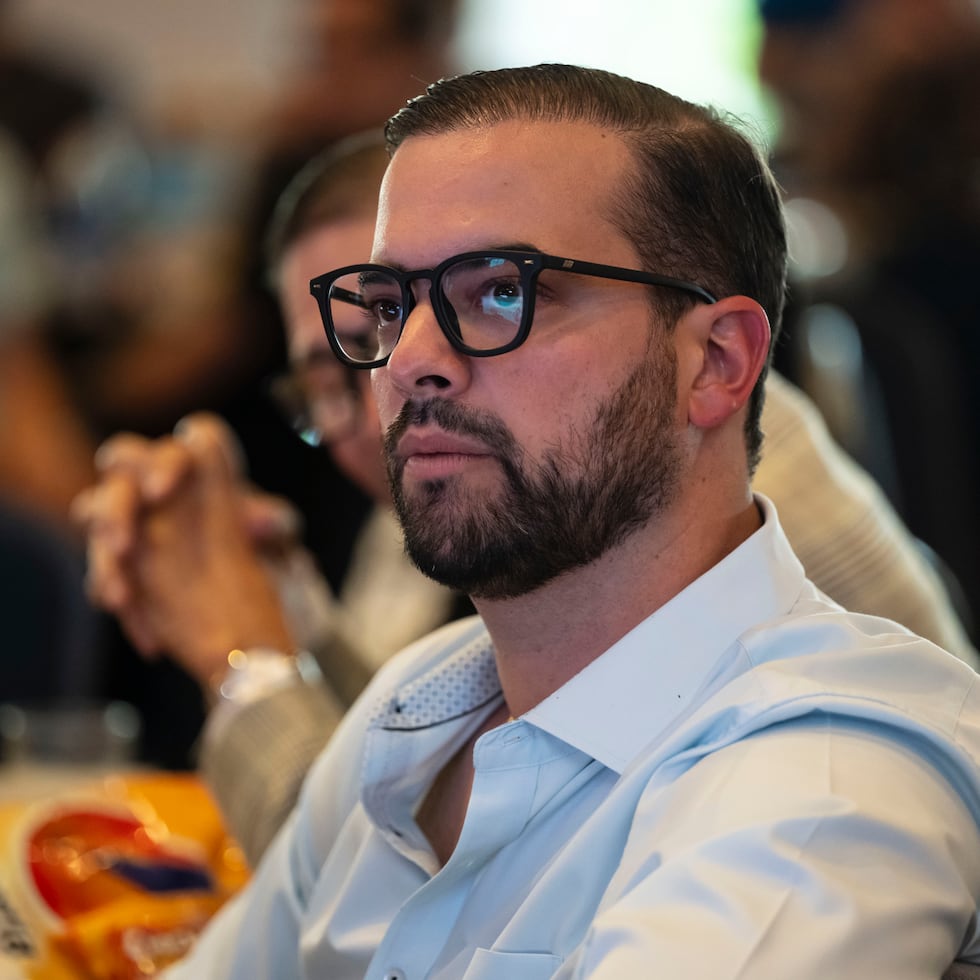José Manuel Baeza enfrenta un caso por violencia doméstica y no puede ejercer funciones como apoderado de los Capitanes.