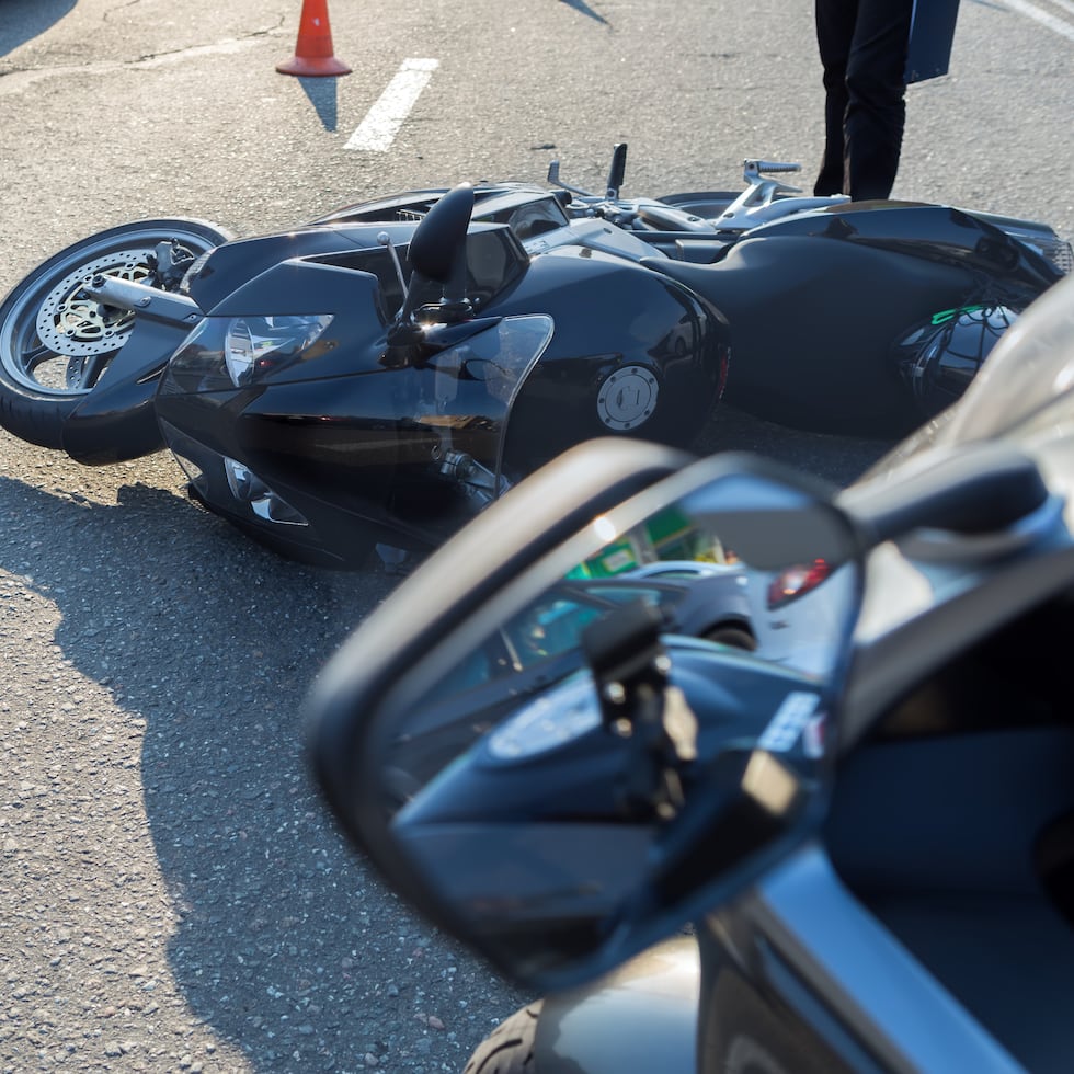 Fue transportado a un hospital del área, donde falleció mientras recibía asistencia médica.