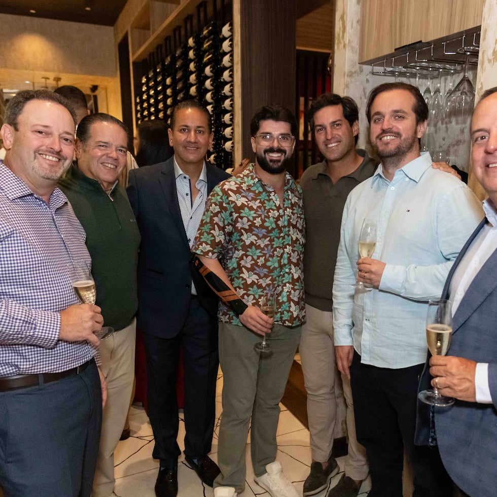Omar Sánchez, Carlos Quiñones, Edwin Torres, Carlos Quiñones Jr., Gabriel López, Iván Garau y Tito Carreras.