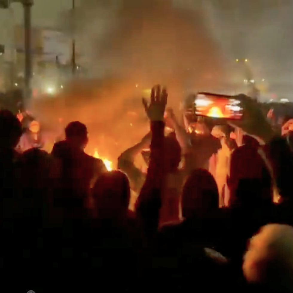 La Agencia de Noticias de Activistas de Derechos Humanos dijo que 2,403 de los muertos eran manifestantes y 147 estaban afiliados al gobierno.