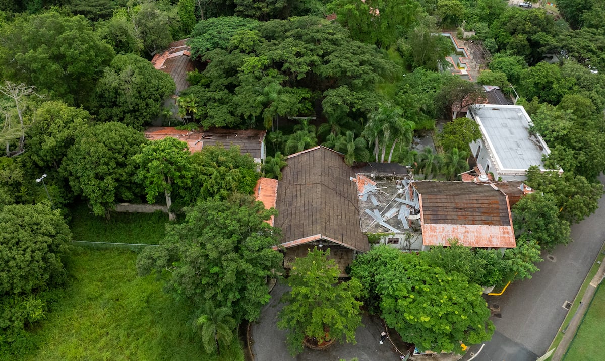 ASG busca contratistas para reconstruir el hotel Baños de Coamo, cerrado desde María