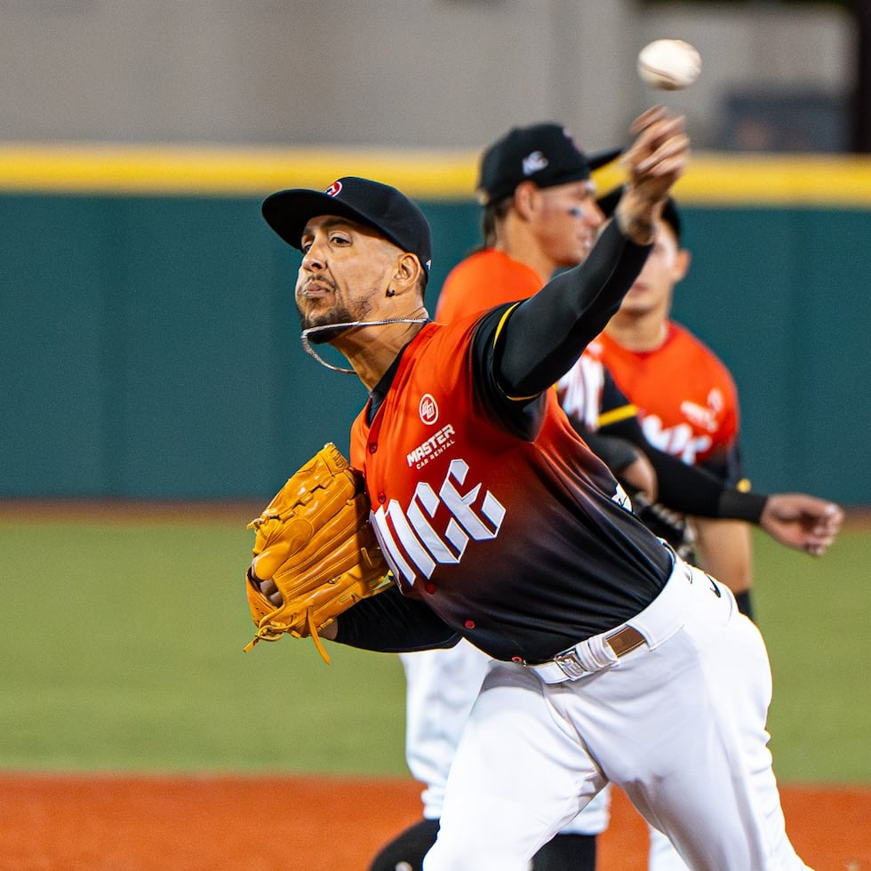 El zurdo Julio Torres (2-0) se llevó el triunfo en función de relevo con 1.1 entradas sin permitir carreras.