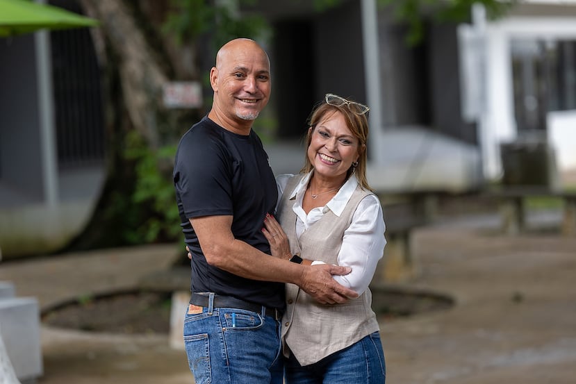 Eric Colón Contreras y Nellie Ponce de León, participantes de “Una Mano al Cuidador”.