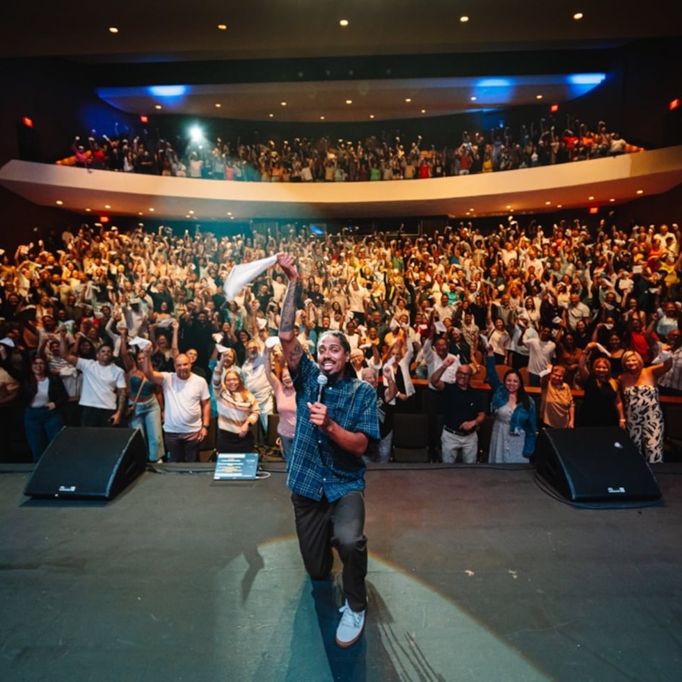 El espectáculo es presentado por Rafo Muñiz para Prolat Entertainment.