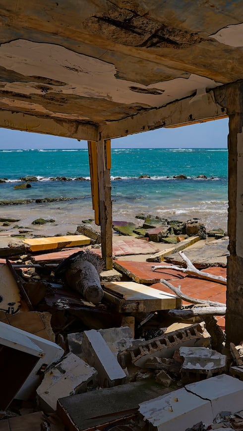 The report noted, among other things, that the inventory of abandoned coastal properties had not been fully completed.