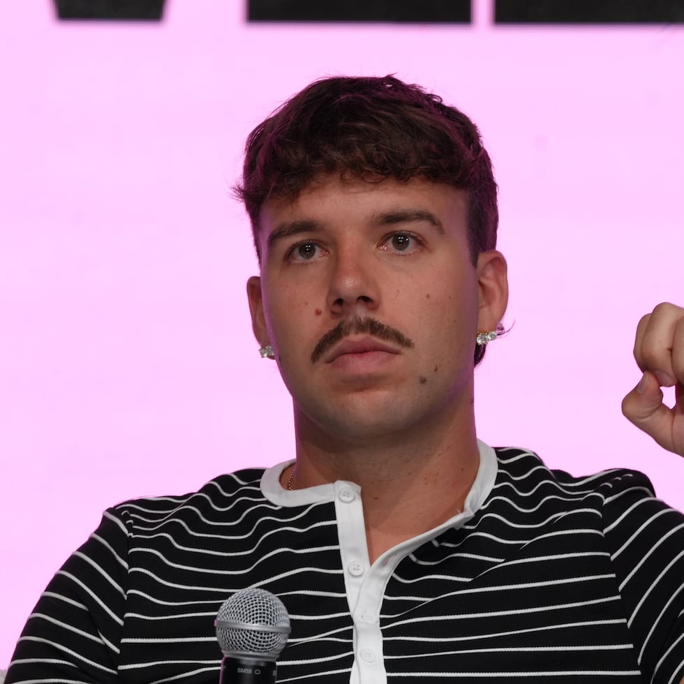 El cantante español Quevedo durante el primer día de la Semana Billboard de la Música Latina en Miami Beach, Florida.