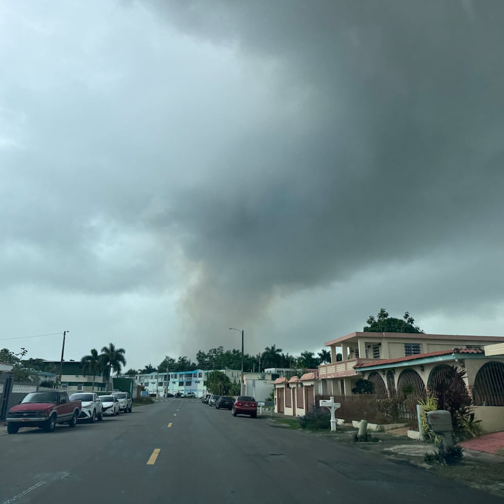 Así luce una zona cercana al incendio en Carolina.