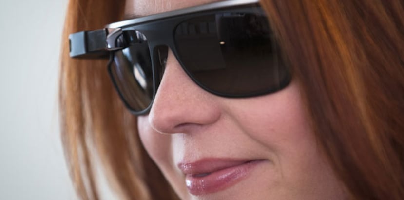 Las monturas tienen un costo de $225, adicionales a los $1,500 que cuestan las gafas. (AP)