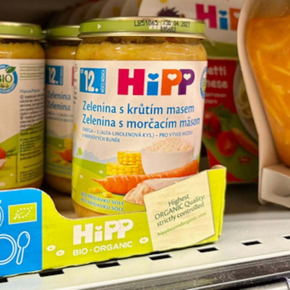 HiPP respondió retirando del mercado, como medida de precaución, todos sus frascos de comida para bebés vendidos en supermercados SPAR -que incluyen las tiendas SPAR, EUROSPAR, INTERSPAR y Maximarkt- en Austria.