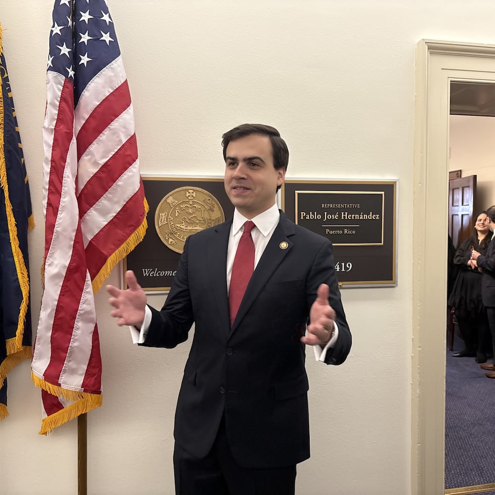 El comisionado residente en Washington, Pablo José Hernández, dijo que “no derramaría una sola lágrima” si se extrae a Raúl Castro de su país, Cuba.